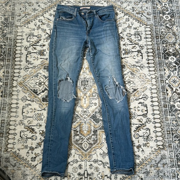 Levi jeans. 721 high rise skinny sz 27 distressed - Picture 1 of 4